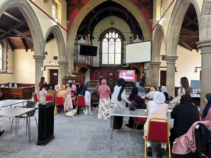 Dr Rawand Jarrar talking to some of the women at the workshop